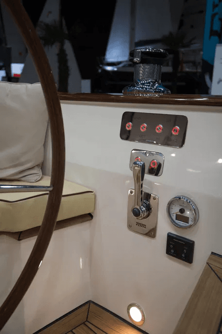 2024 Leonardo Eagle 38 à vendre à Stonington, Connecticut Daysailer 5