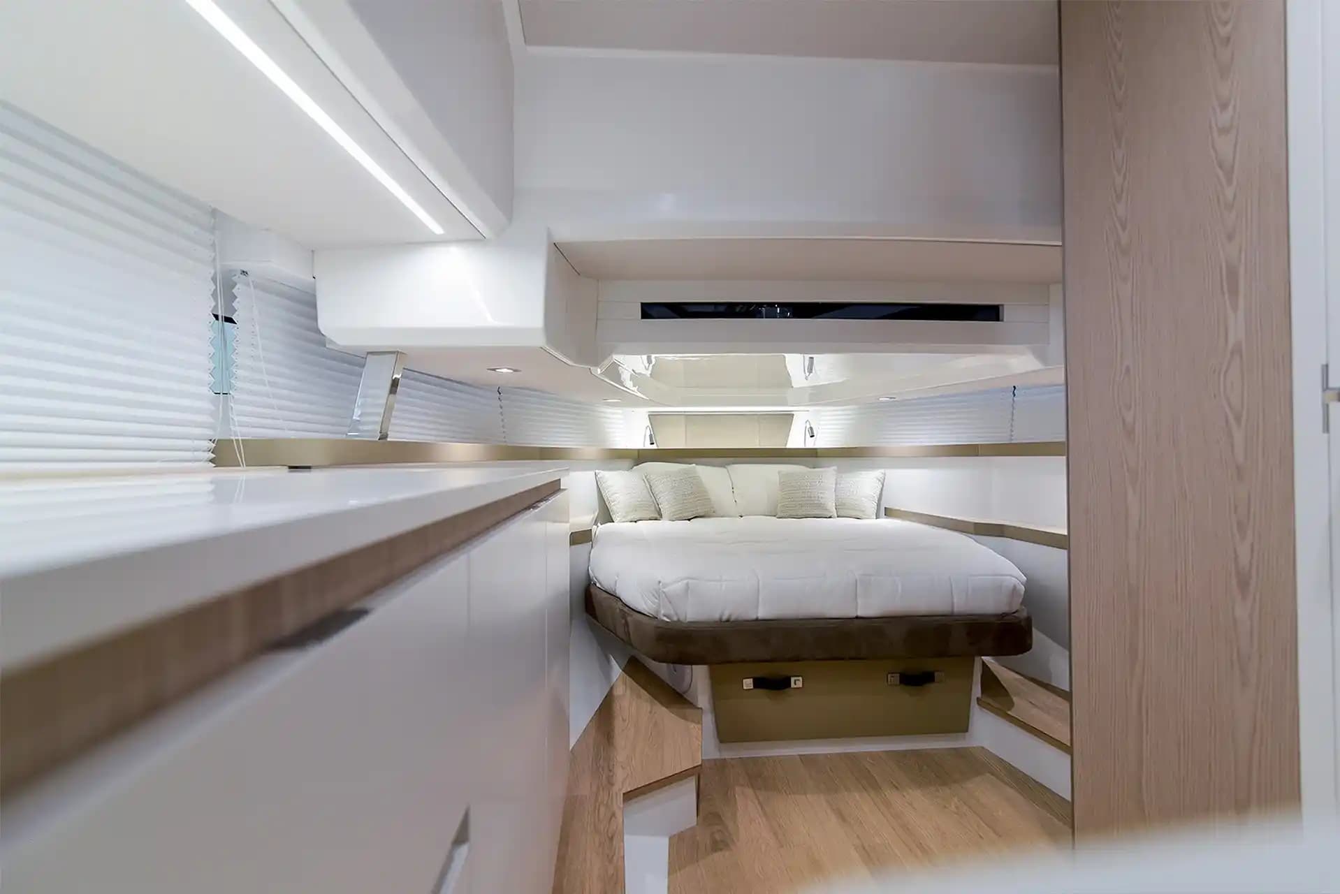 2026 Fiart Seawalker 35 for Sale in Fort Lauderdale, Florida Walk-around Boats 3