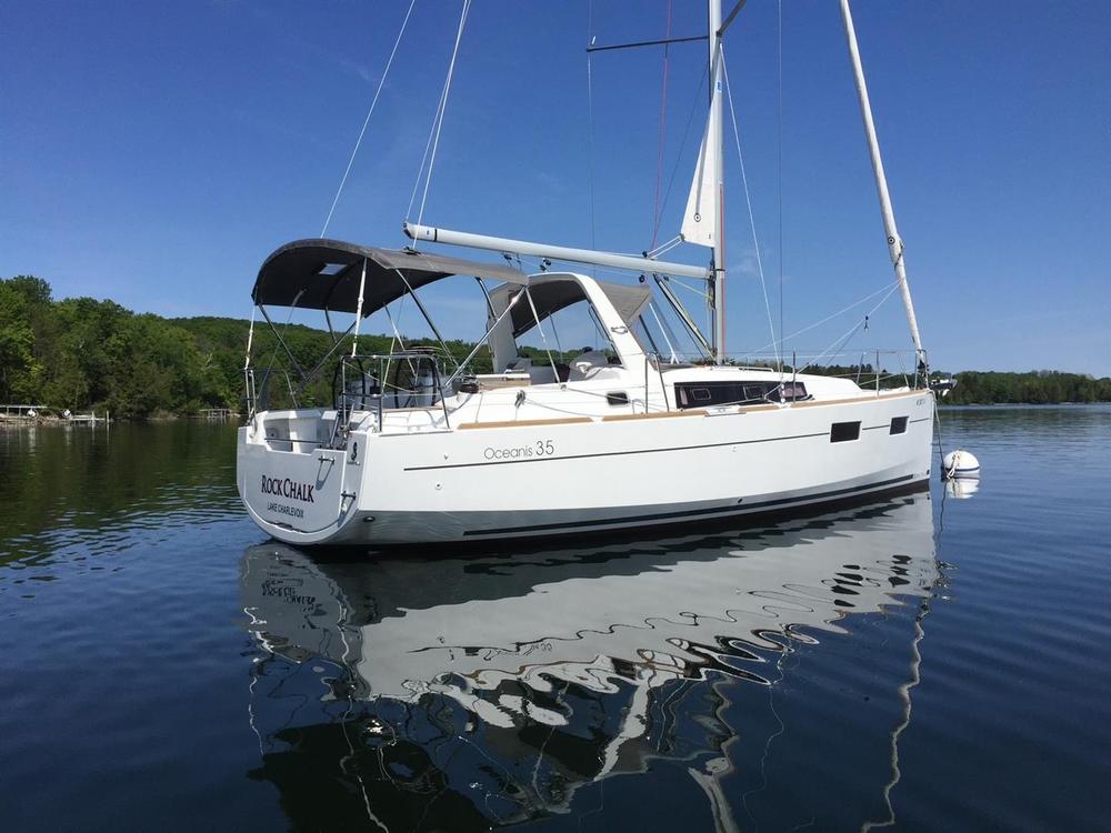 2016-beneteau-oceanis-35-sail-9672682-20250203131205798-1_XLARGE.jpg
