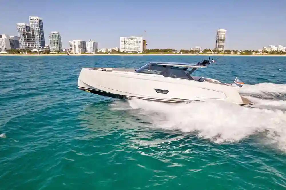 Vanquish Yachts VQ58 For Sale