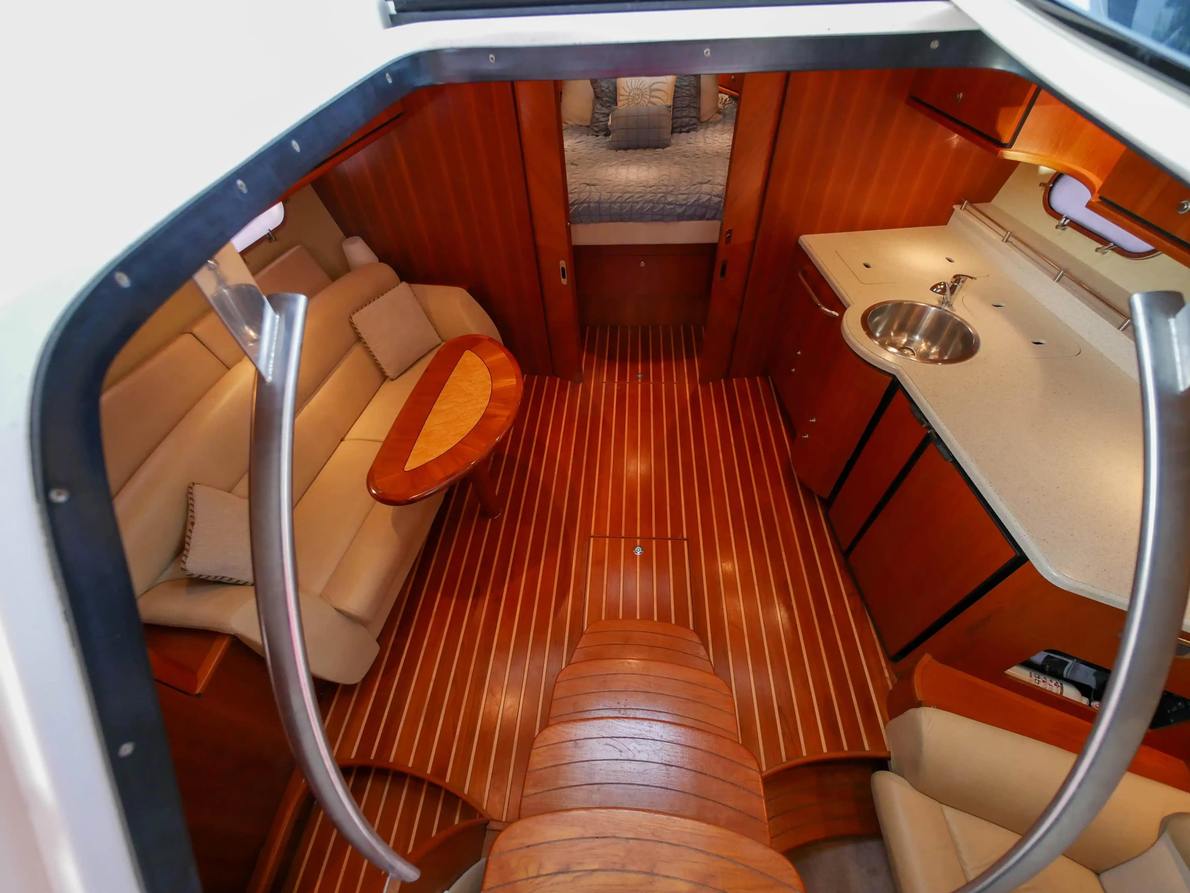 2008 Tiara Yachts 3900 Sovran for Sale in Boca Raton, Florida Express Cruiser 3