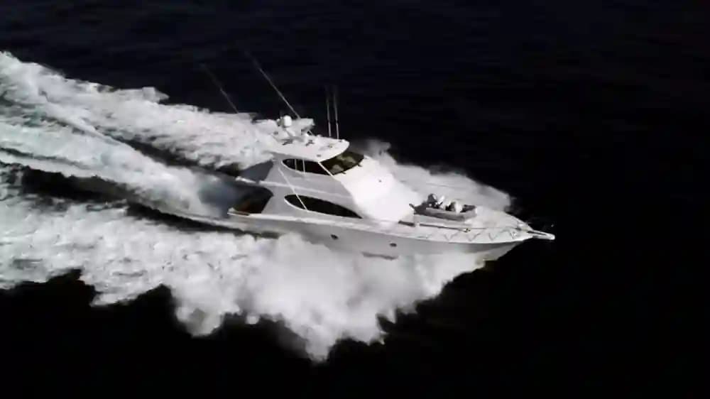 Hatteras 68 Convertible for Sale