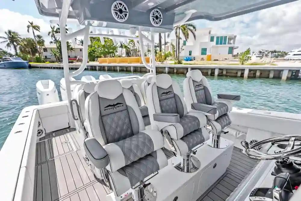 2024 Invincible 43 Open Fisherman a la venta en Fort Lauderdale, Florida Center Console 5