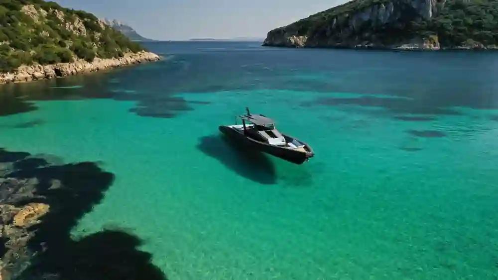 Novamarine Black Shiver 160 - Sterndrive a la venta