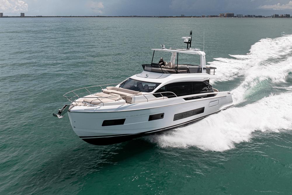 2026 Azimut Fly 62
