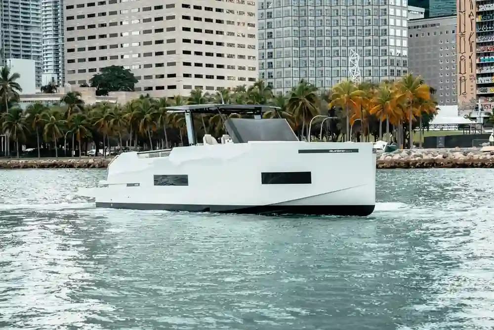 De Antonio Yachts D50 Open for Sale
