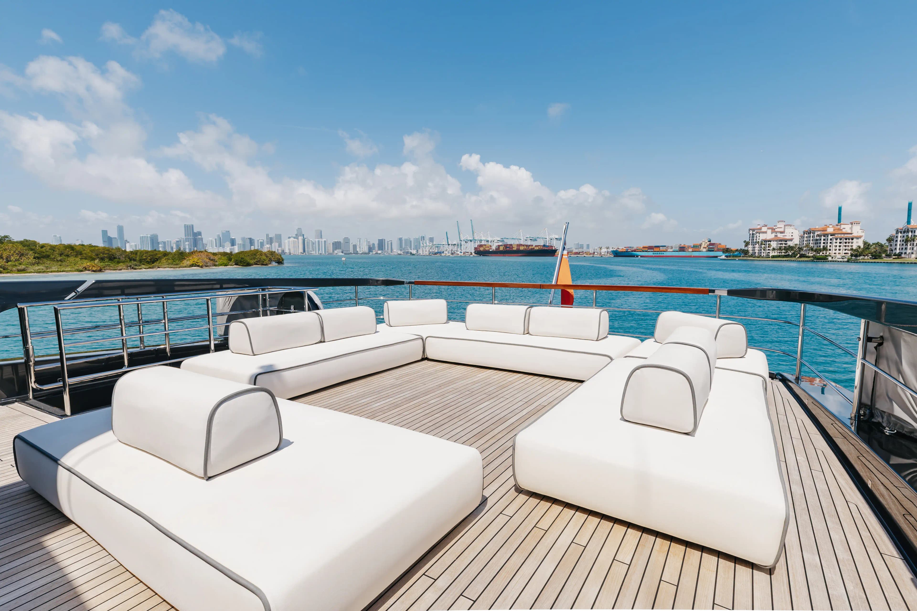 Riva 110' Dolcevita for Sale