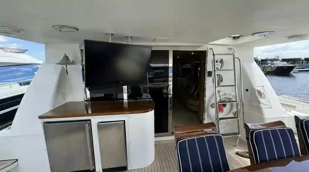 2000 Lazzara 76 Skylounge Vendido en Fort Lauderdale, Florida Motor Yacht 5