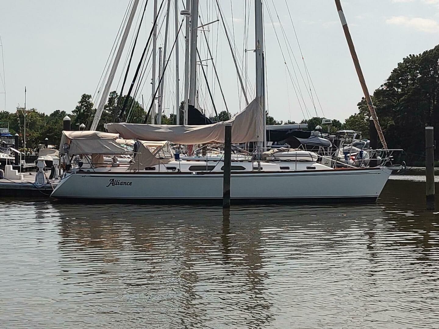 2000 Sabre Yachts 452 Sold in Annapolis, Maryland Monohull