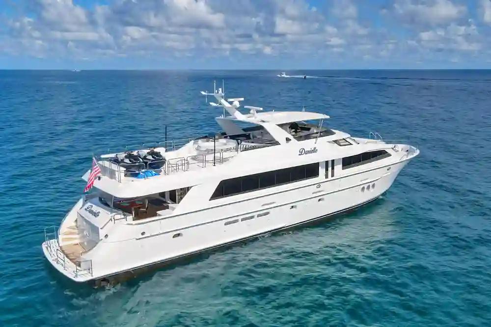Hatteras 100 Motor Yacht For Sale