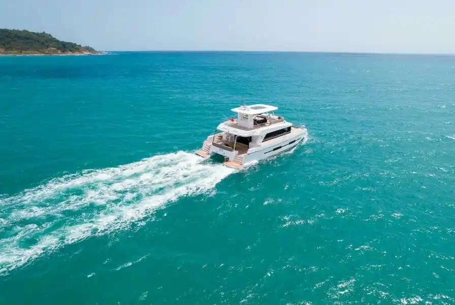 Diamond Yachts EF56 Power Catamaran For Sale