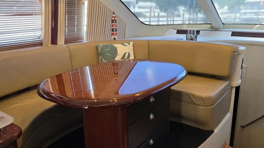2007 Sea Ray 580 Sedan Bridge in vendita a Mystic, Connecticut Flybridge 1