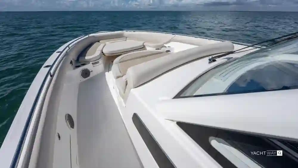 Boston Whaler 420 Outrage for Sale