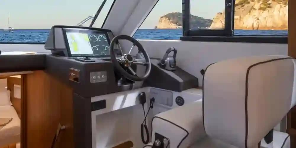 Solaris Power 48 Lobster in vendita