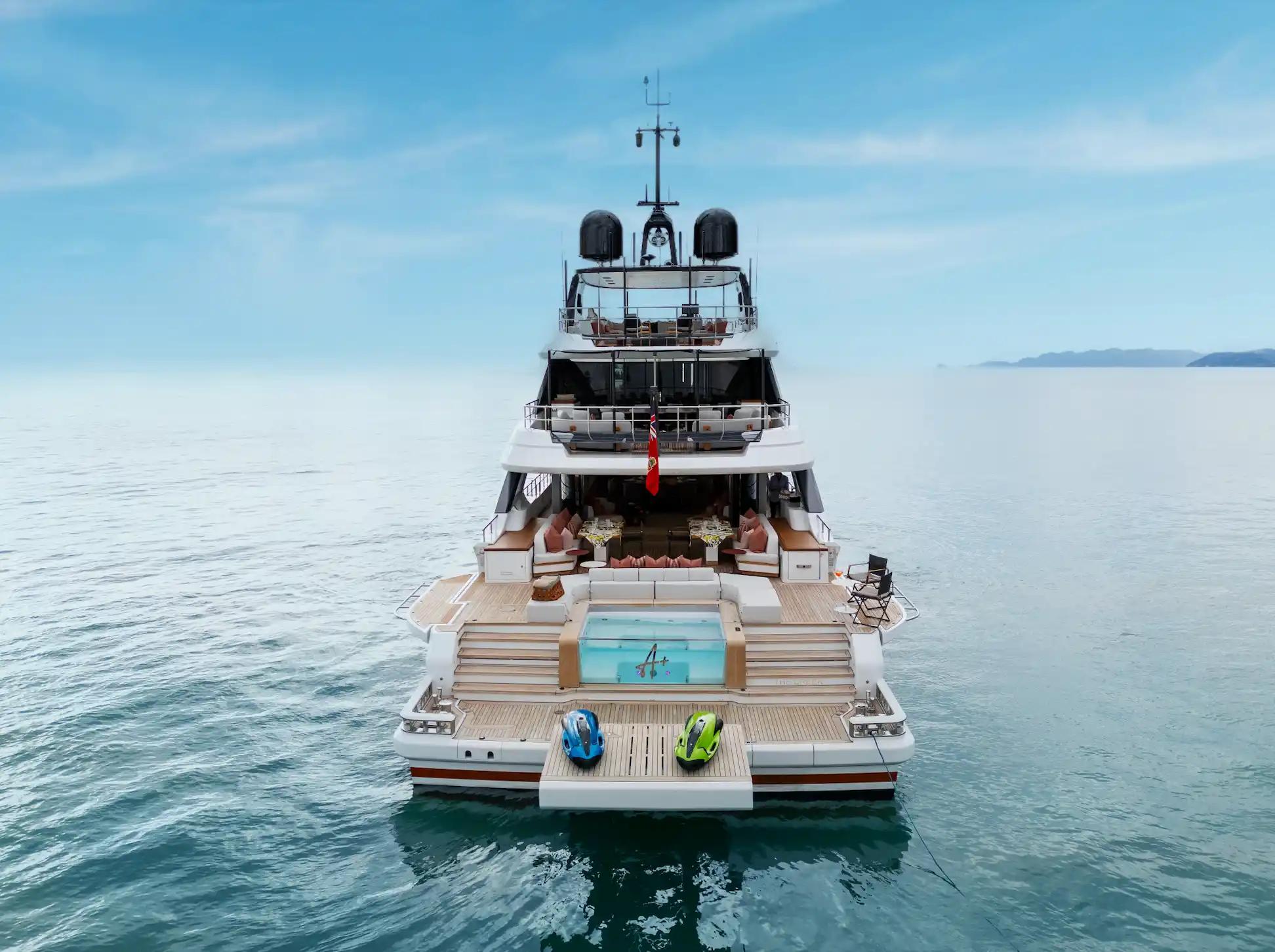 Benetti Oasis 34M in vendita