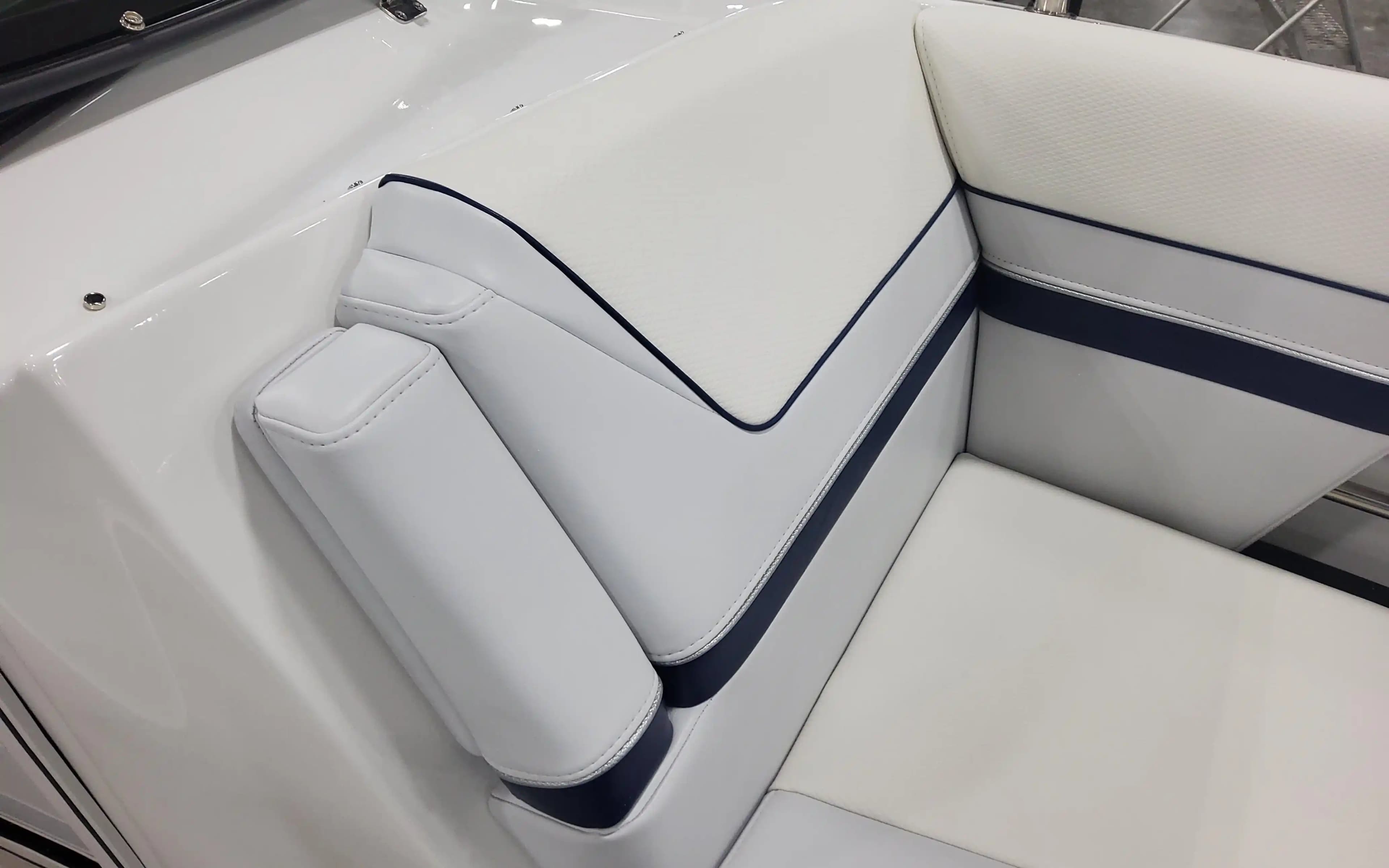 2025 Formula Boats 310 Bowrider for Sale in Aventura, Florida Bowrider 3
