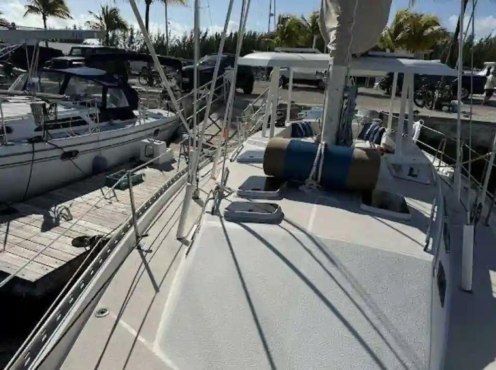 Catalina Yachts Morgan 44 For Sale