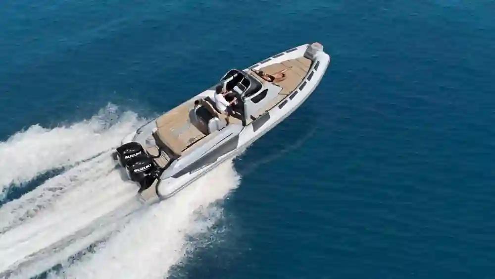 Ranieri International Cayman 28 Executive For Sale