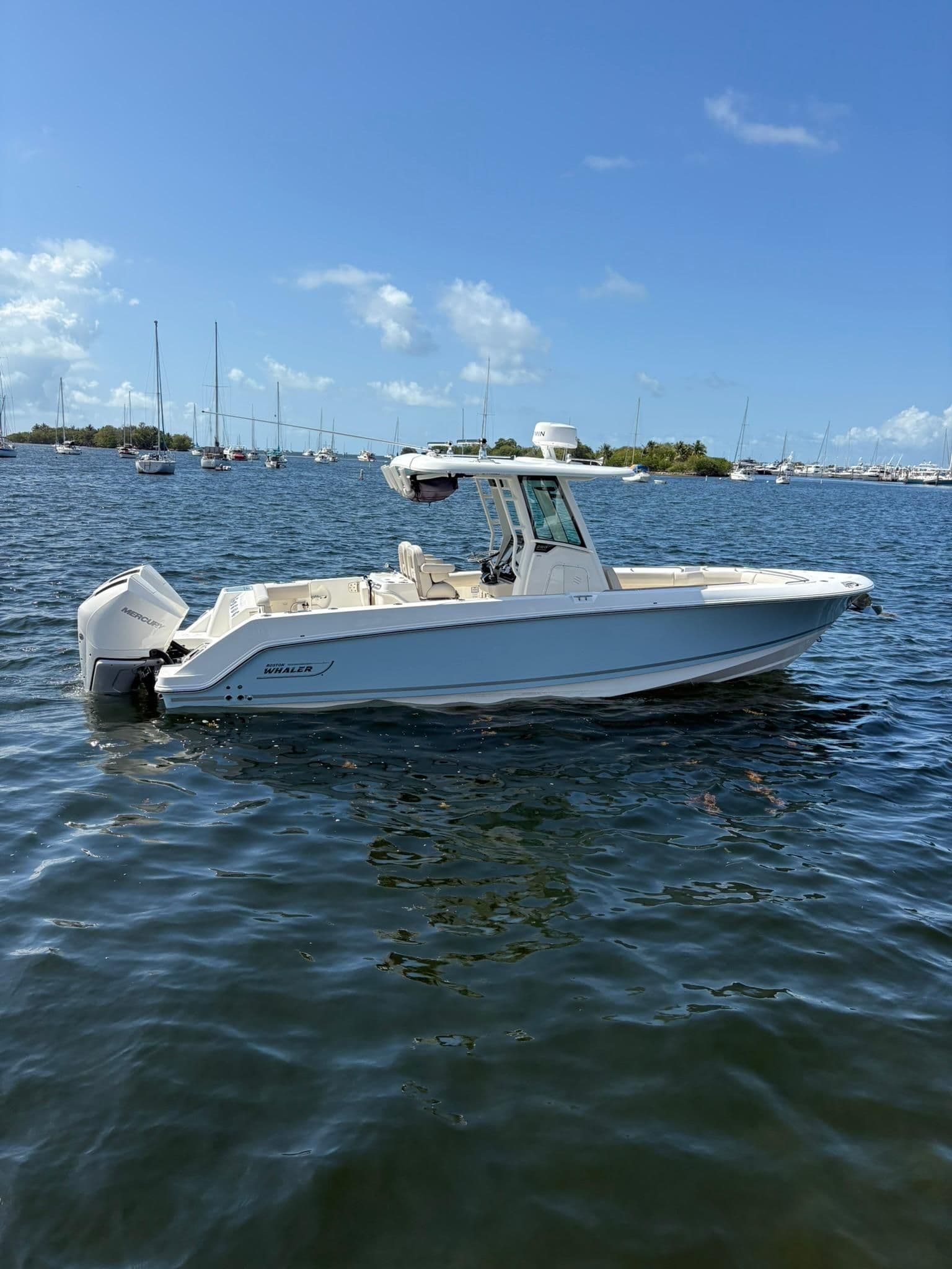 Boston Whaler 280 Outrage for Sale