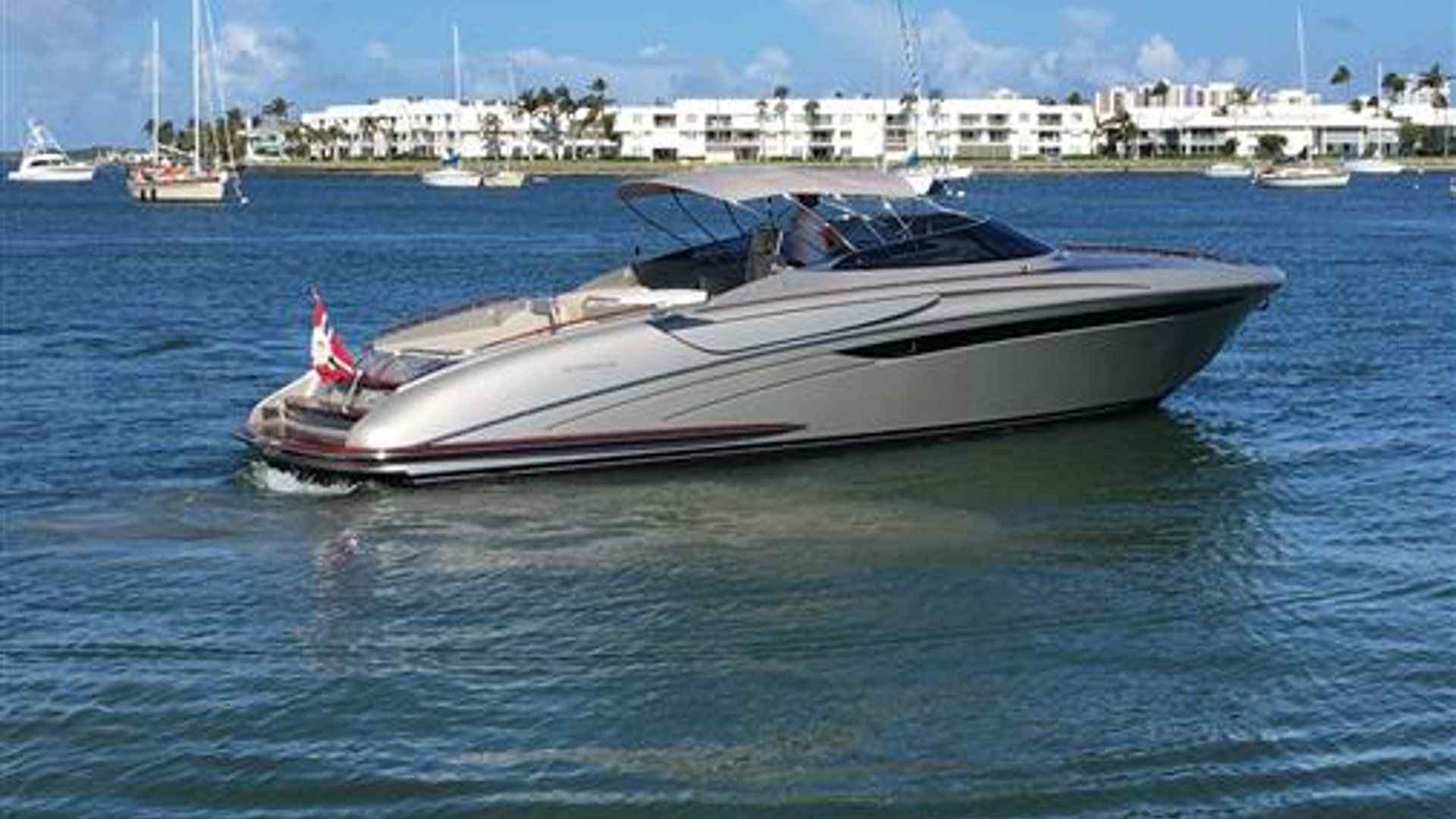 Yacht