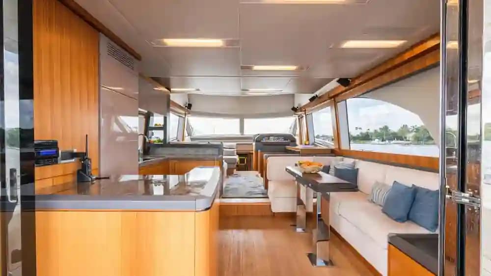 Monte Carlo Yachts MCY 65 à vendre
