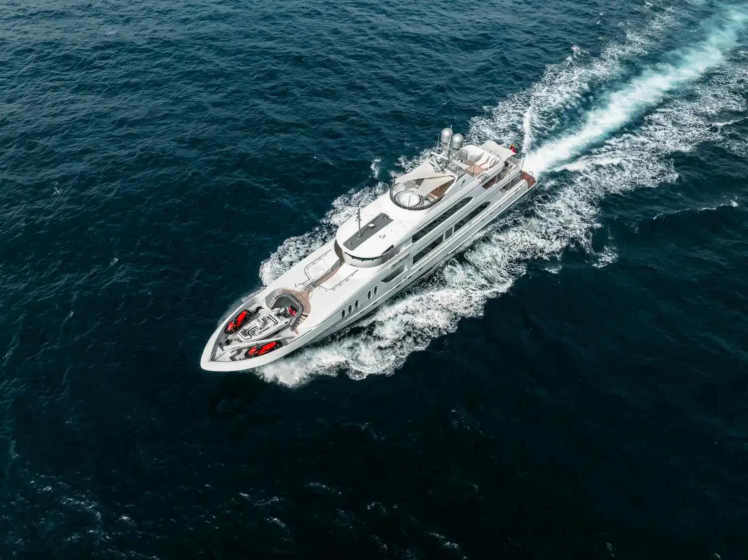Yacht