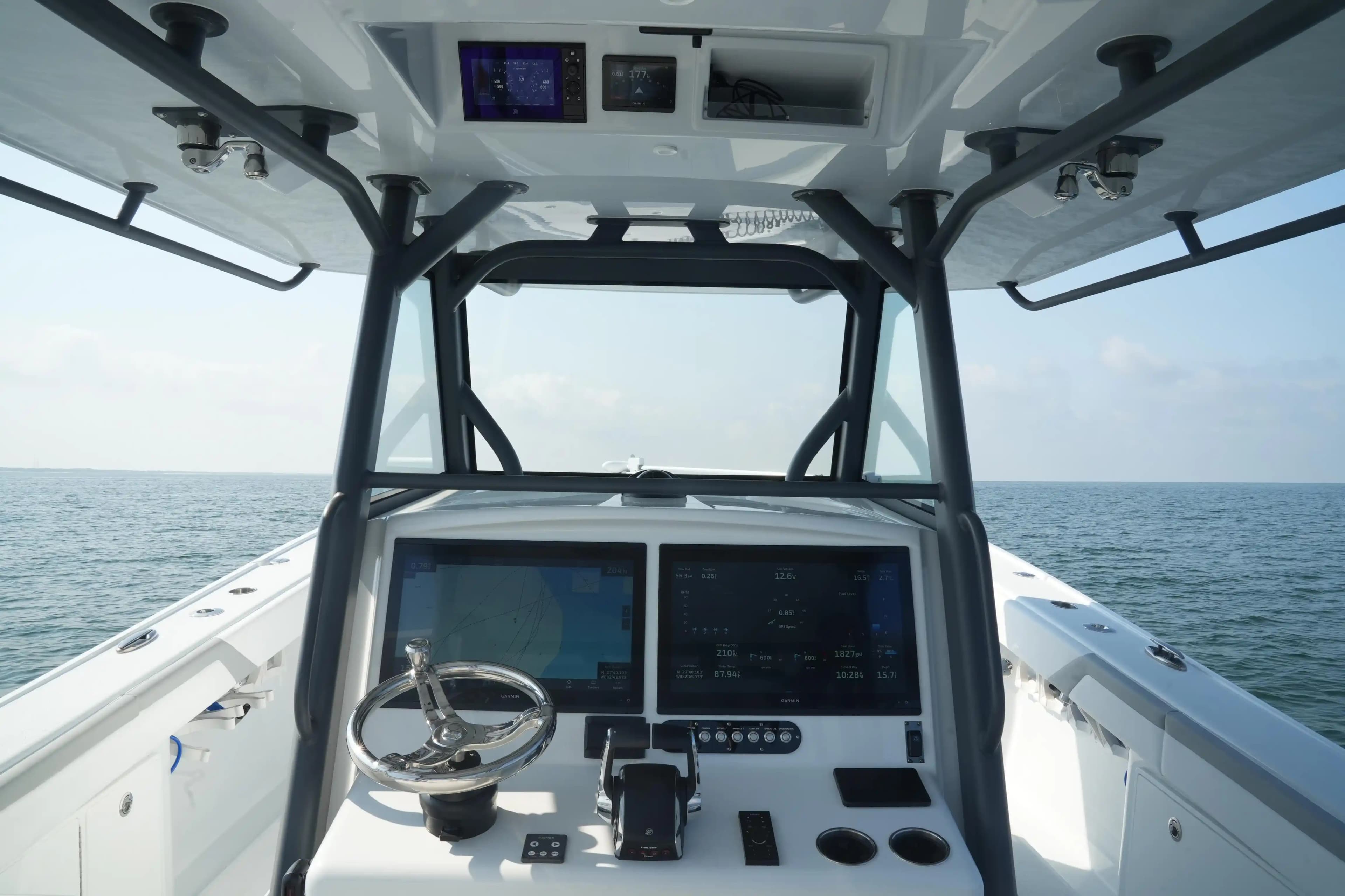2023 Yellowfin 39 Offshore Sold in St. Petersburg, Florida Center Console 3