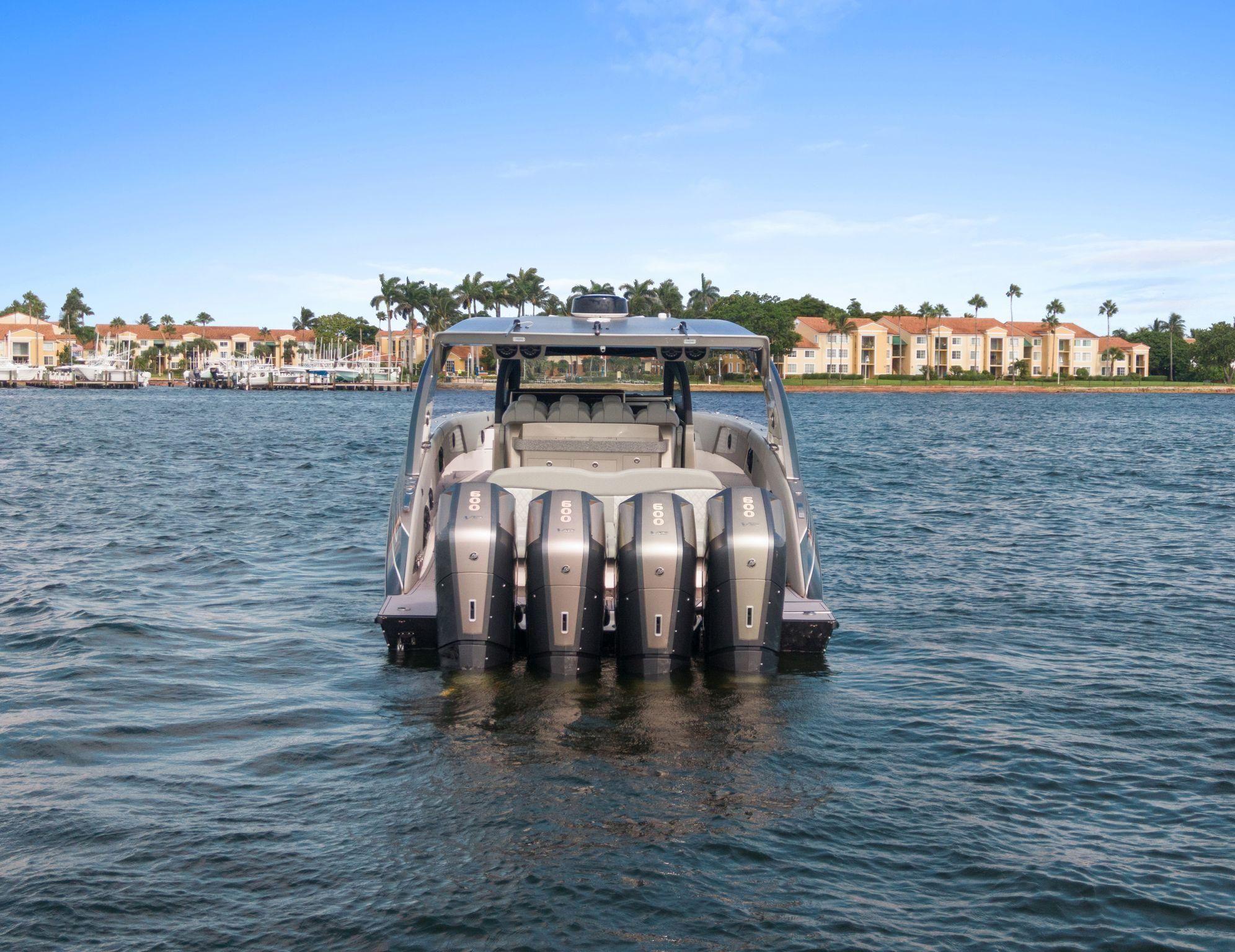 Mystic Powerboats M5200 For Sale