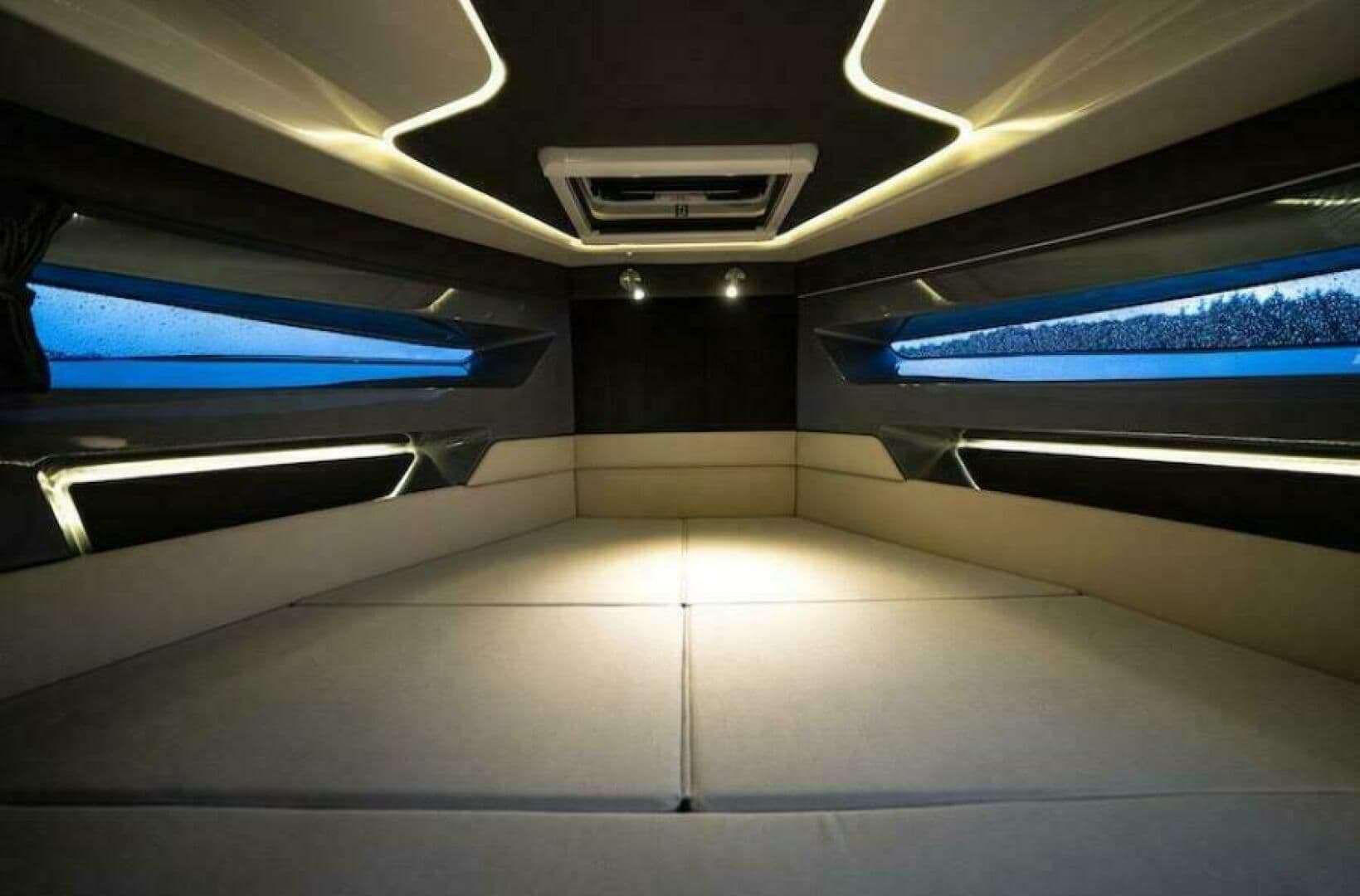 2025 NAVAN S30 for Sale in Fort Lauderdale, Florida Center Console 1