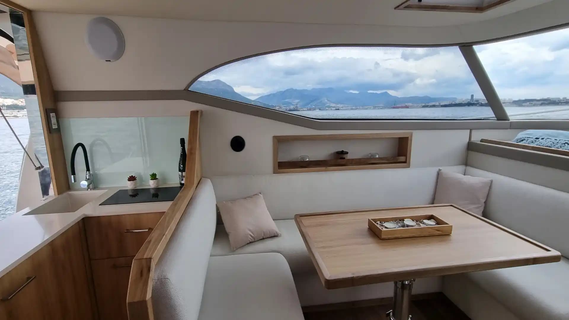 Monachus Yachts 470 RC à vendre