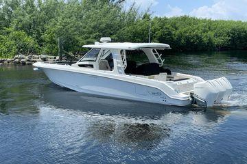 Boston Whaler 350 Realm For Sale