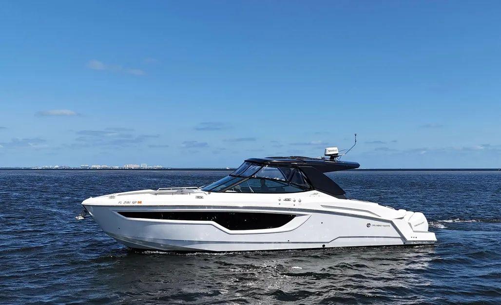 Cruisers Yachts 38 GLS OB For Sale