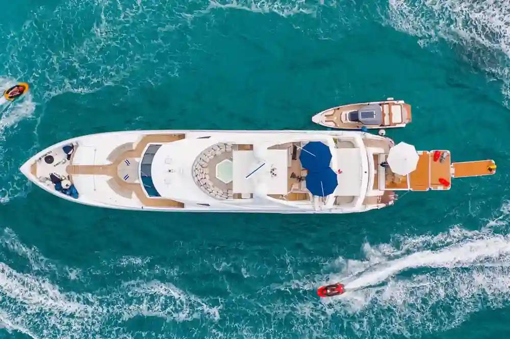 Sunseeker 121' in vendita