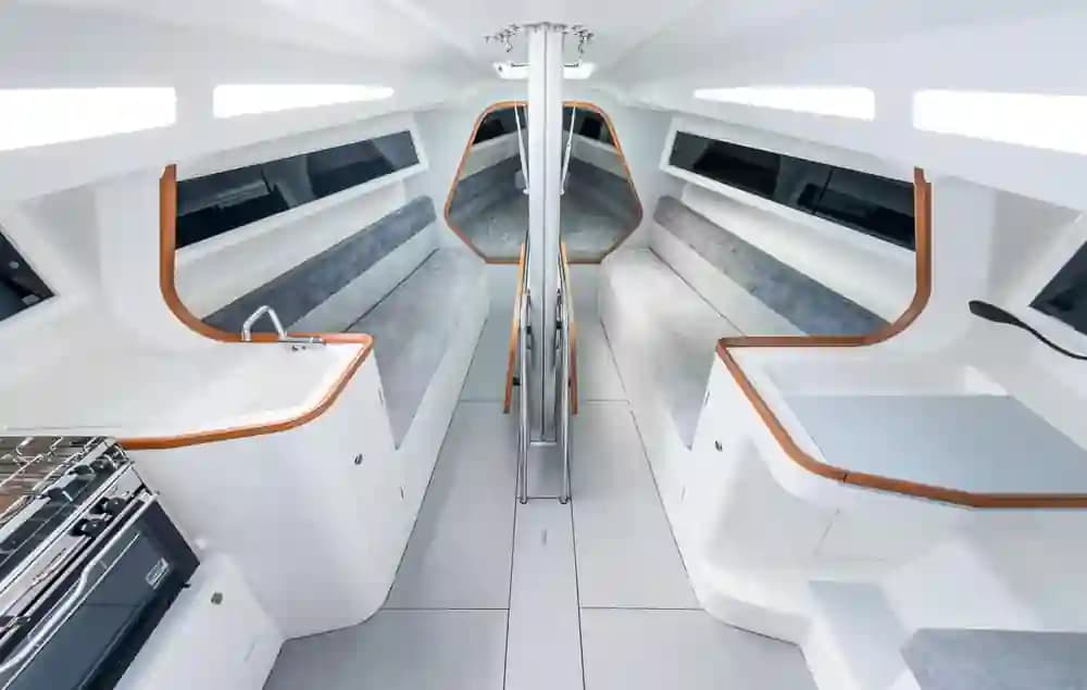 Italia Yachts 9.98 Fuoriserie for Sale