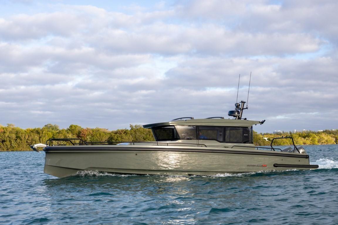 Brabus Marine Shadow 900 XC Cross Cabin For Sale