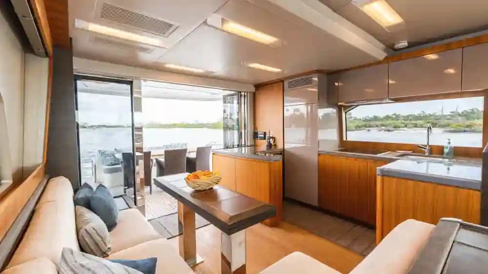 Monte Carlo Yachts MCY 65 à vendre