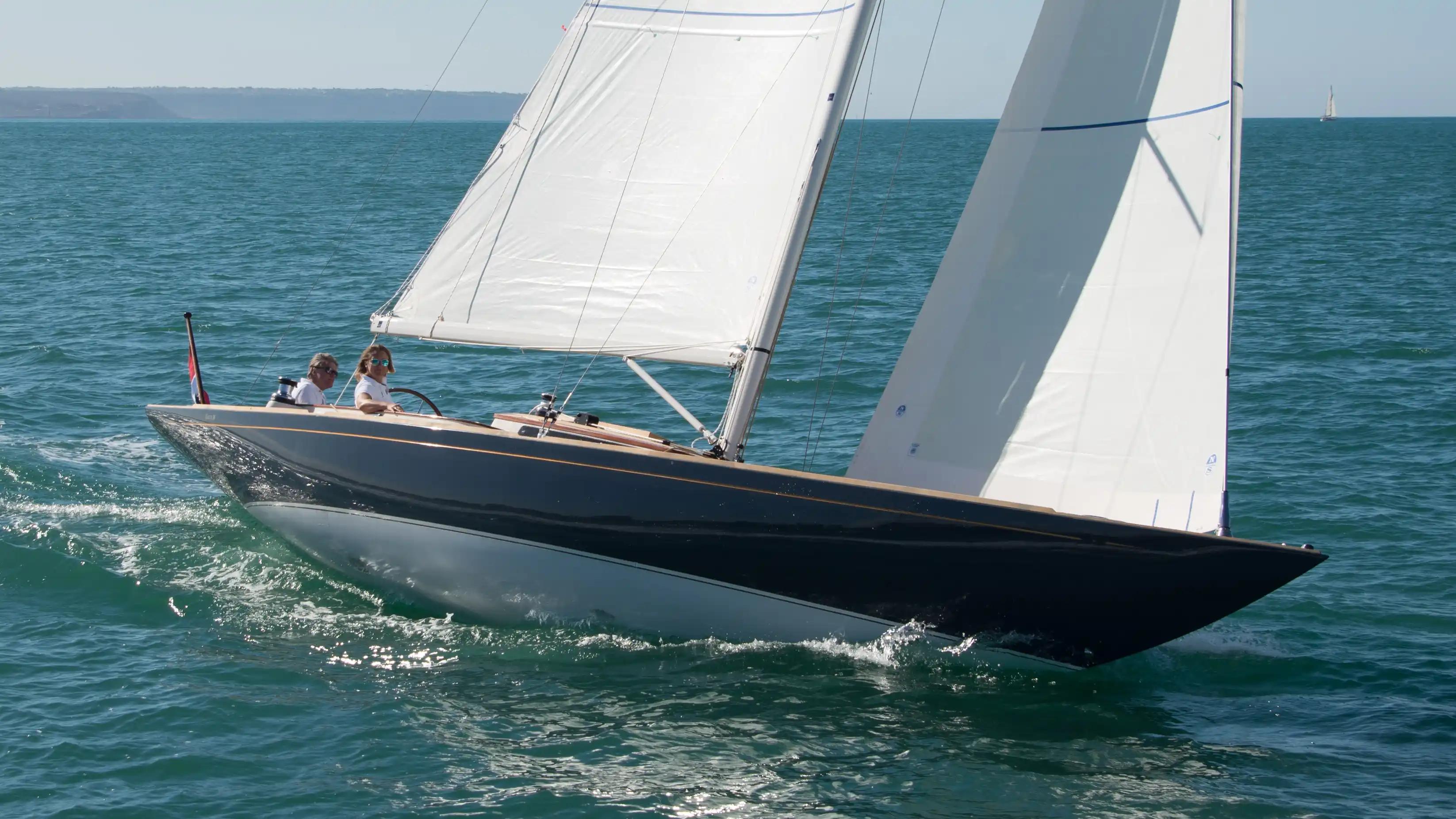 Leonardo Eagle 38 For Sale