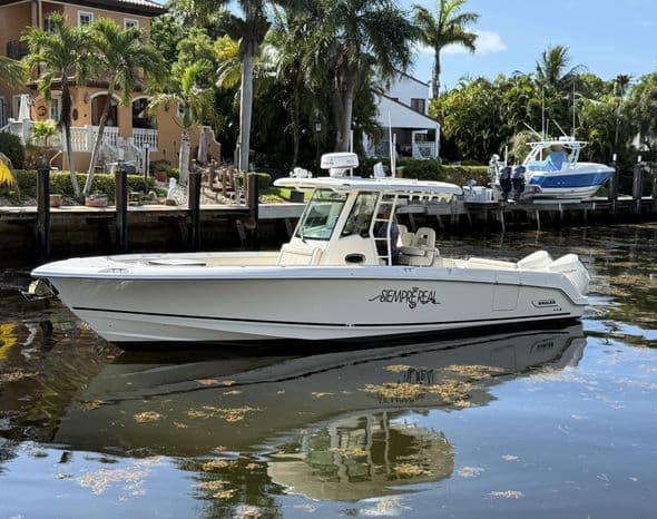 Boston Whaler 330 Outrage for Sale