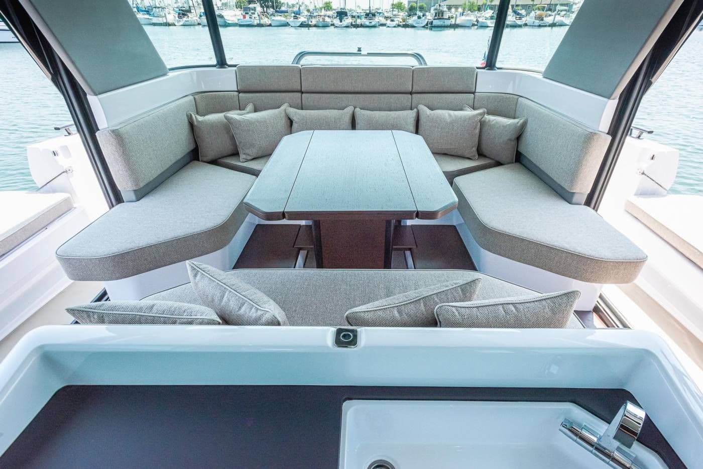 2025 Axopar 45 XC Cross Cabin Sold in Seattle, Washington Motor Yacht 2