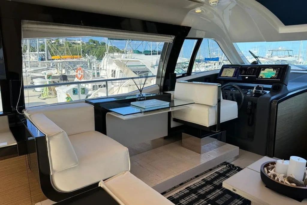 2016 Ferretti Yachts 550 for Sale in Fajardo, PR Flybridge 4