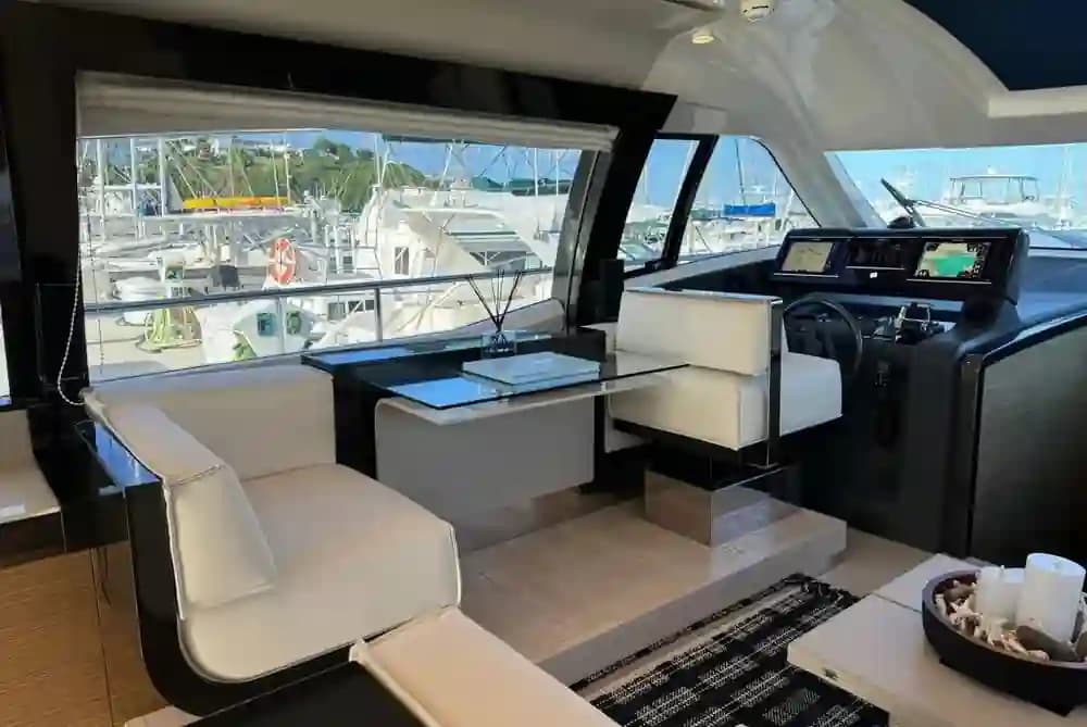 2016 Ferretti Yachts 550 for Sale in Fajardo, PR Flybridge 4