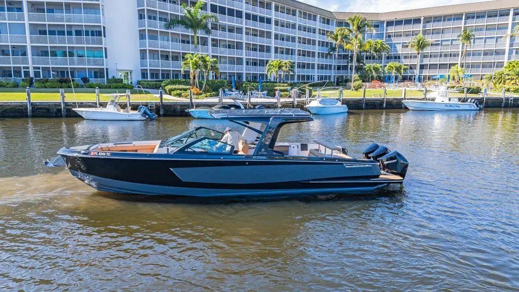 Aviara AV 36 For Sale