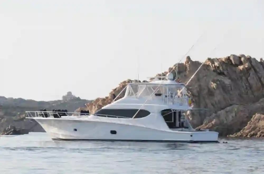 Hatteras 68 Convertible for Sale