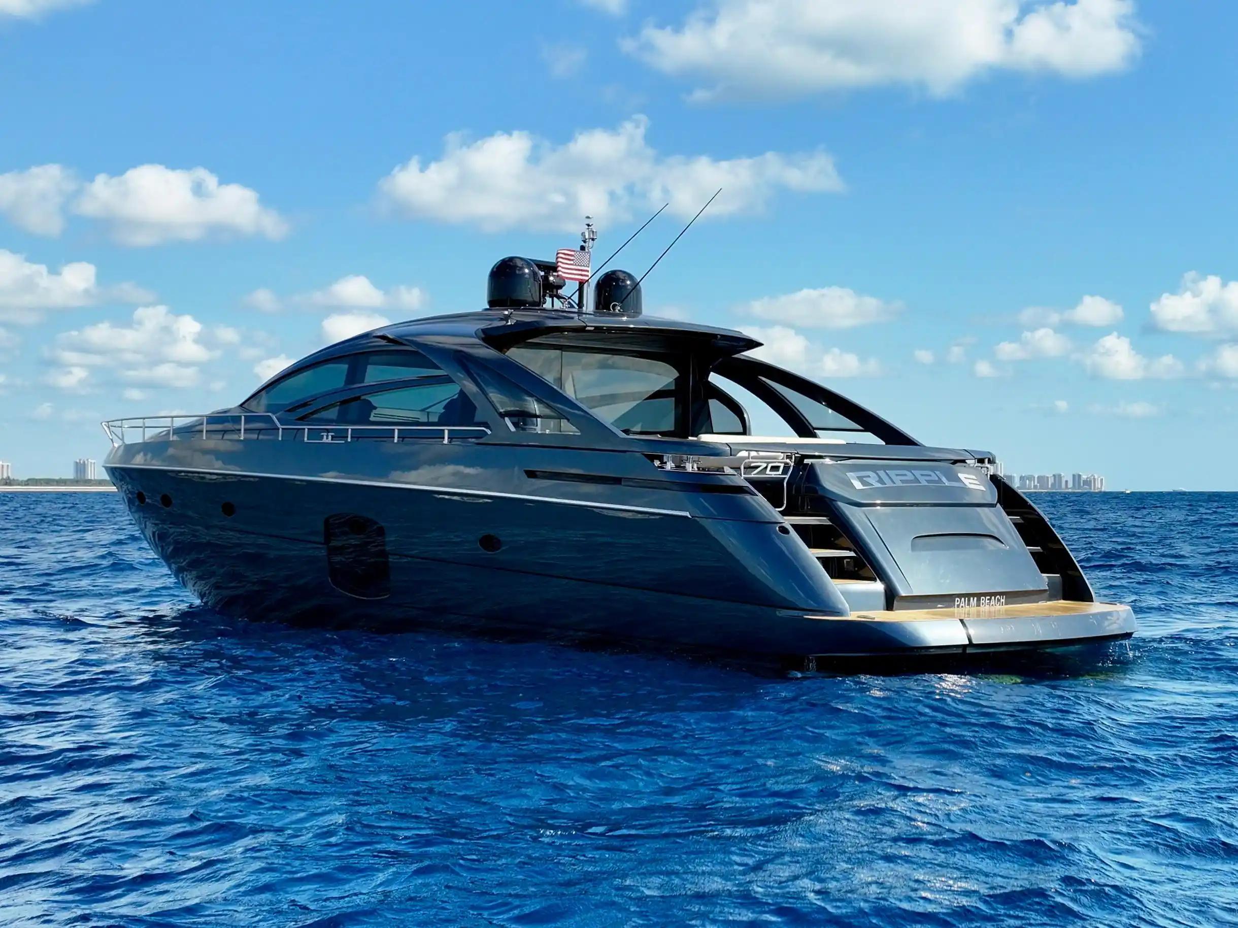 Pershing 70 a la venta