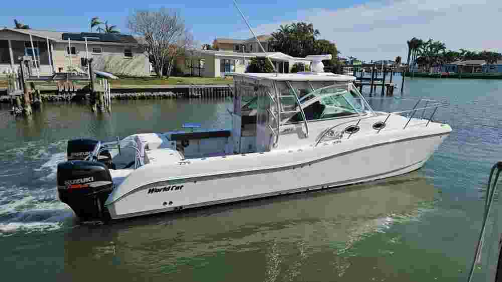 2008 World Cat 320 EC