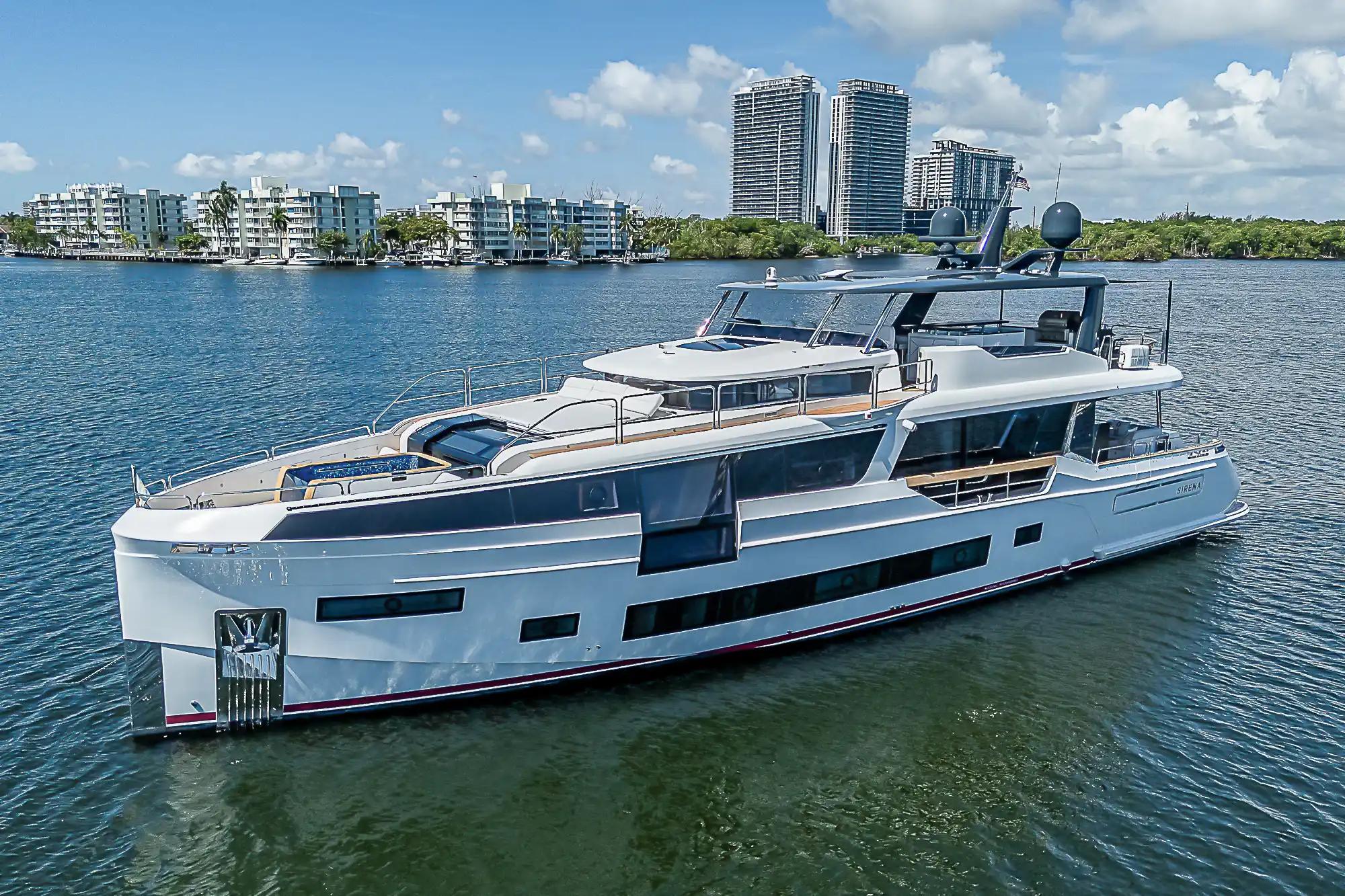Sirena Yachts 88 For Sale