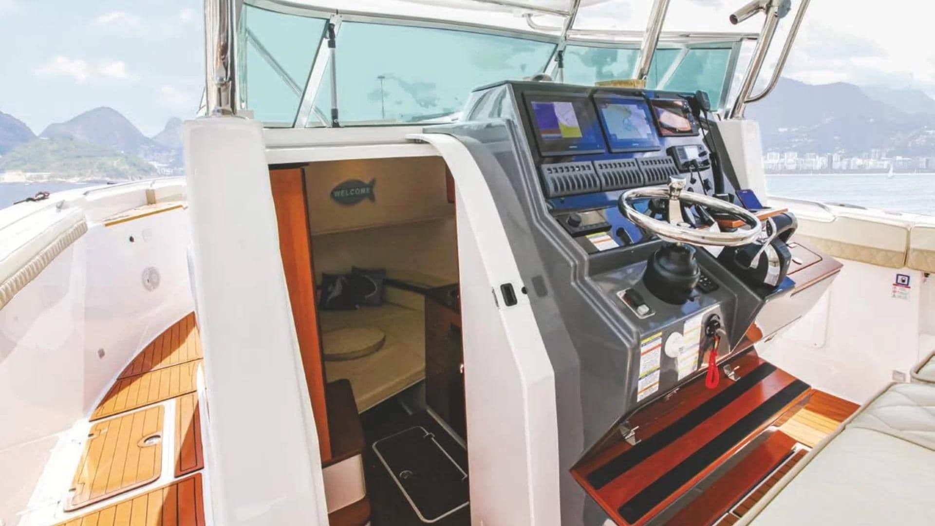 2025 Victory Yachts V400 Open Sea for Sale in Miami, Florida Center Console 1