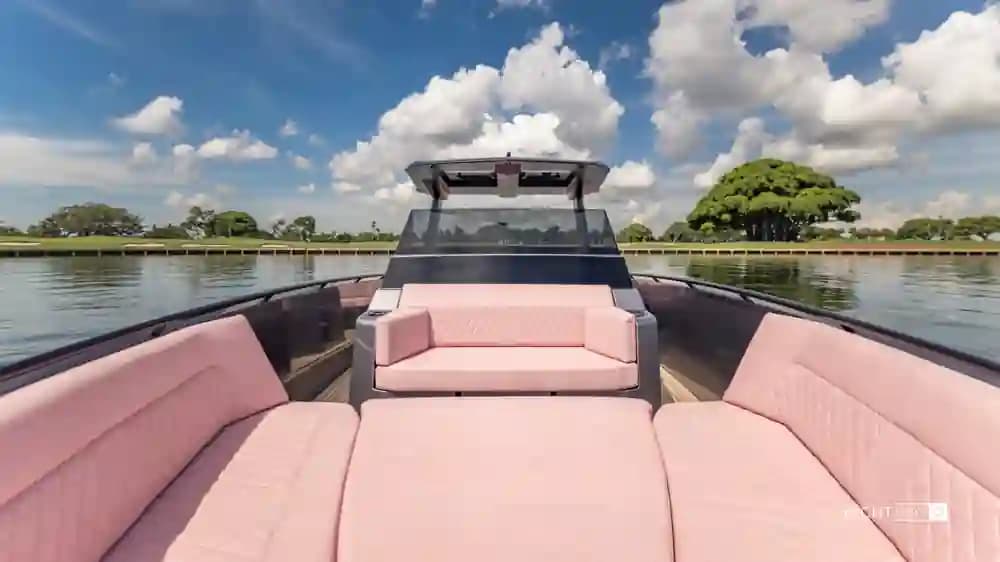 Vanquish Yachts VQ40 Sports Line Outboard a la venta