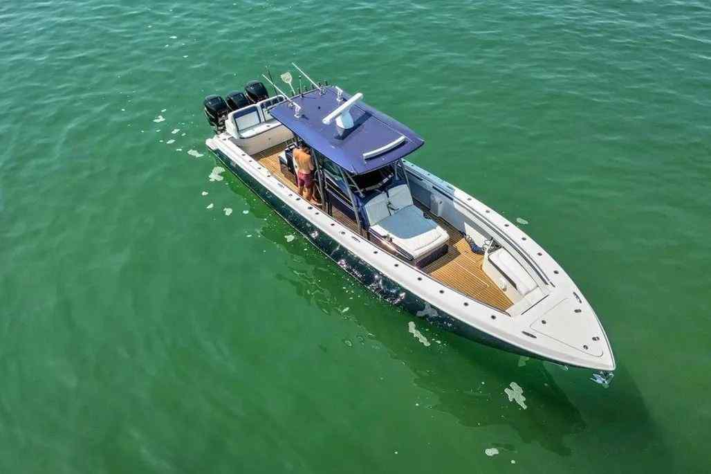 Yacht