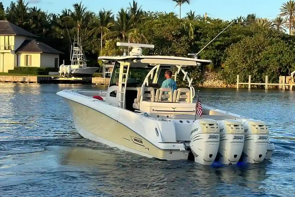 2017 Boston Whaler 370 Outrage for Sale in Lighthouse Point, Florida Center Console 3